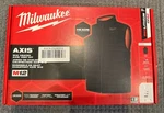 New Milwaukee Men's Large M12 Axis Black Heated Vest Kit M300b-21l. Fixed Price $149.95.