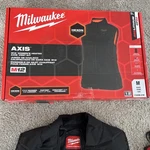 Milwaukee F300b-21m Axis Women S Heated Black Vest Kit - Nwt. Fixed Price $114.99.