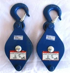 Set Of 2 Campbell Cooper Brand 723-1533 Blue 700 Lb Steel Hoist 5 Pulley. Fixed Price $40.00.