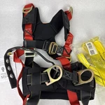 Guardian Fall Protection Harness 11165 M-l And 4-6 Ft Lanyard 01280 Construction. Fixed Price $79.99.